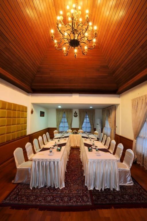 Royal Reward Resort Pyin Oo Lwin Exterior photo