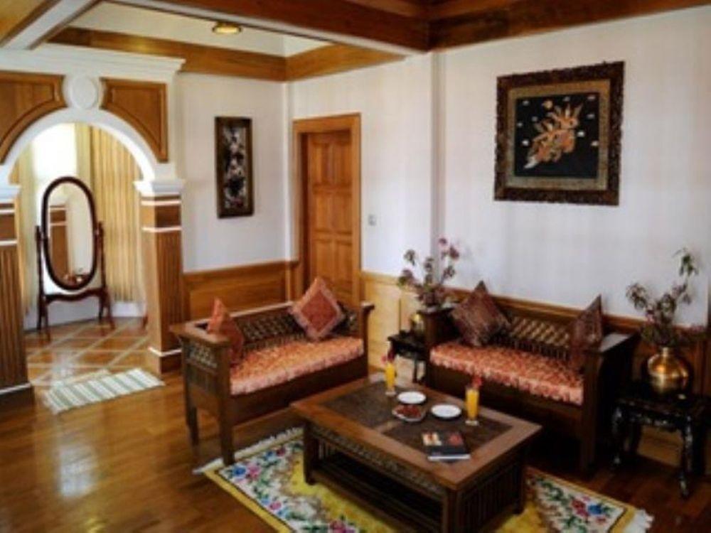 Royal Reward Resort Pyin Oo Lwin Exterior photo