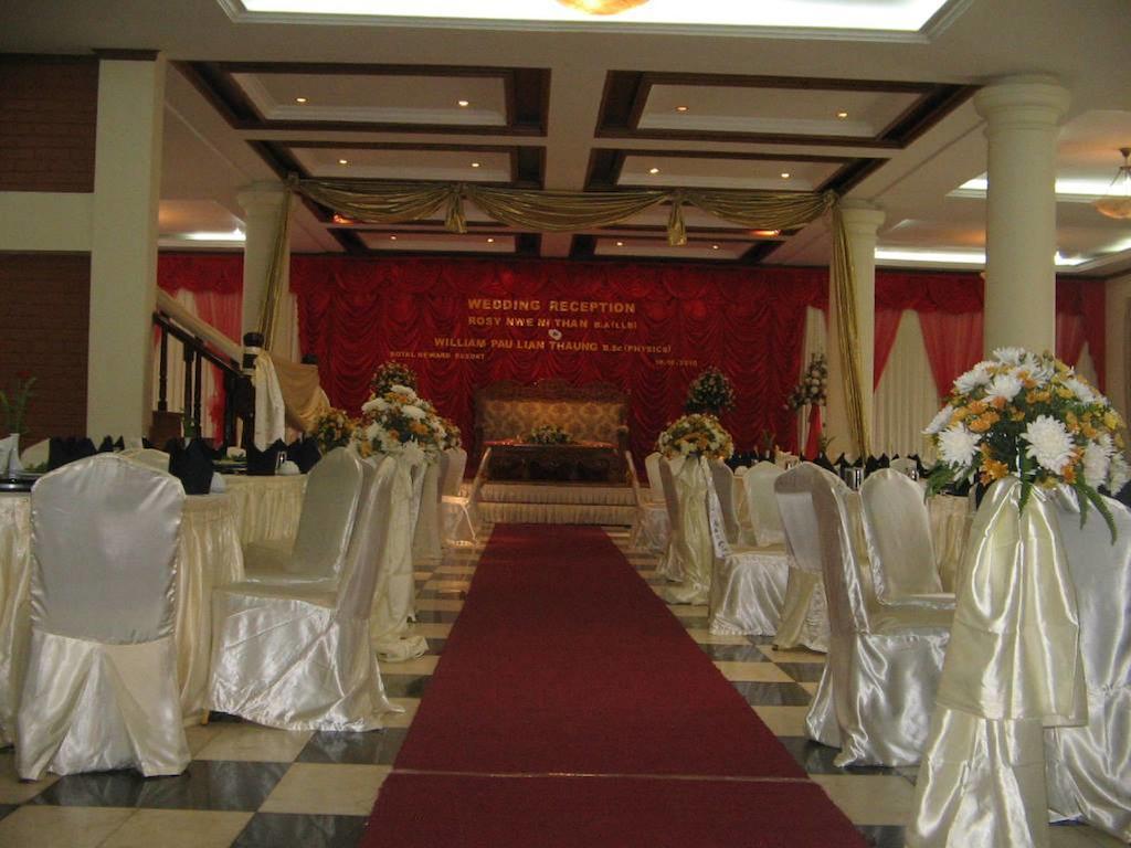Royal Reward Resort Pyin Oo Lwin Exterior photo