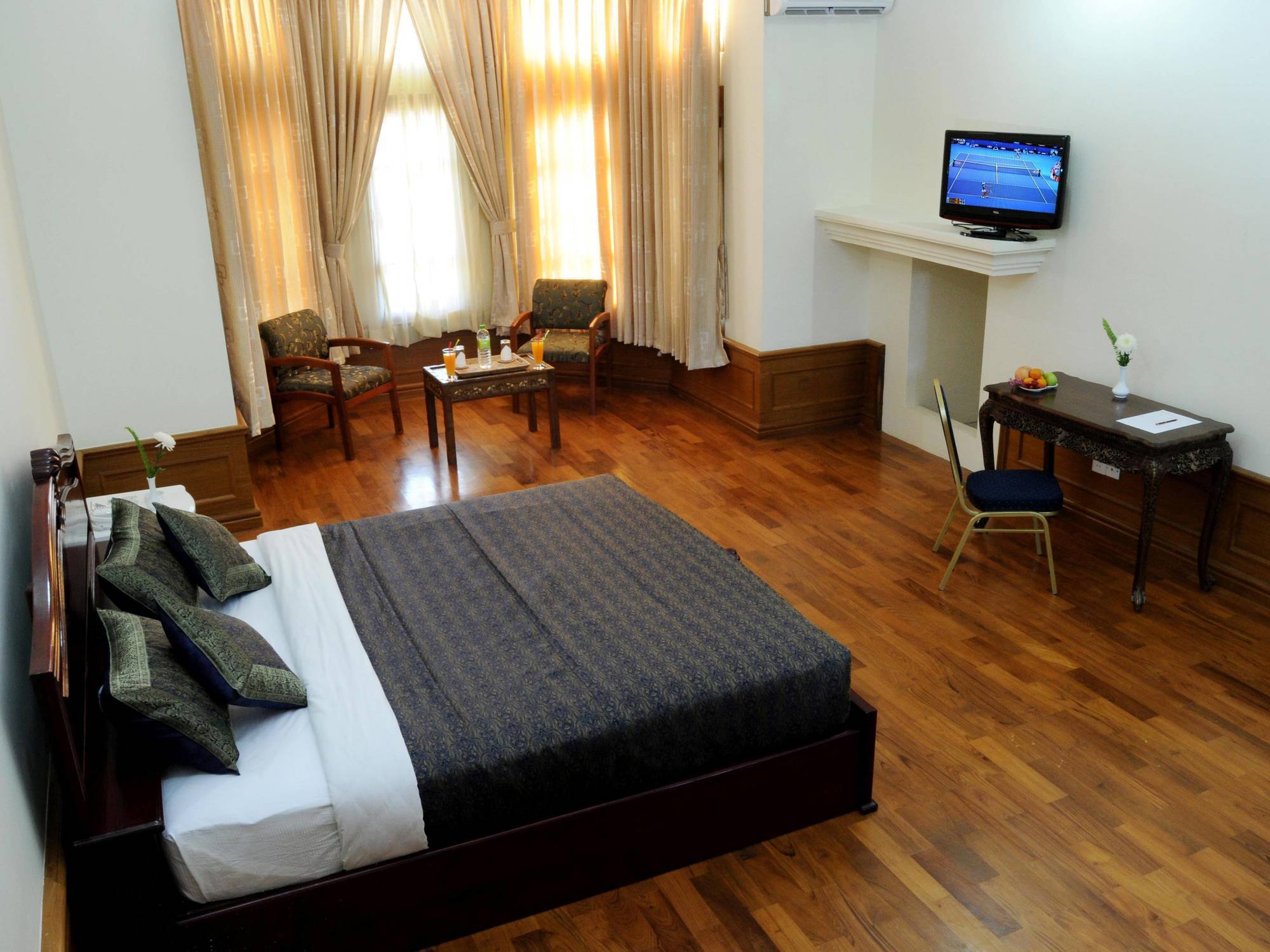 Royal Reward Resort Pyin Oo Lwin Exterior photo
